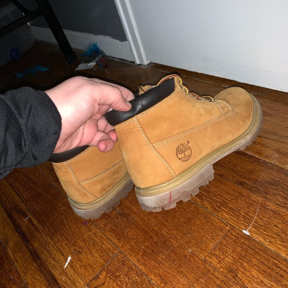 Short Timberlands - Picture 4 of 6